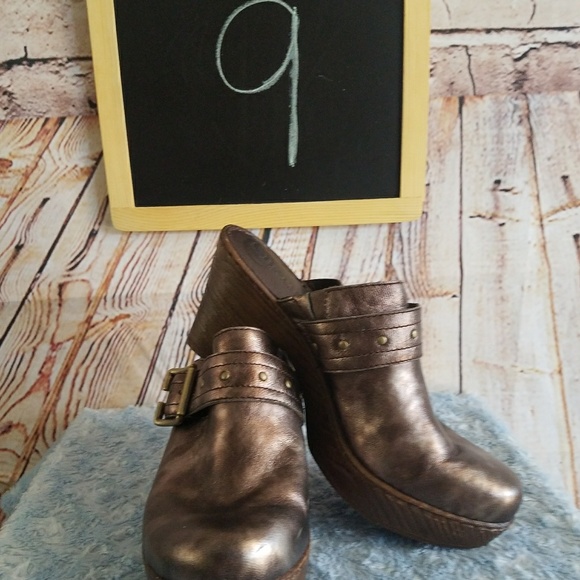 Born Shoes - Born Leather Clogs Copper Iridescent Size 9